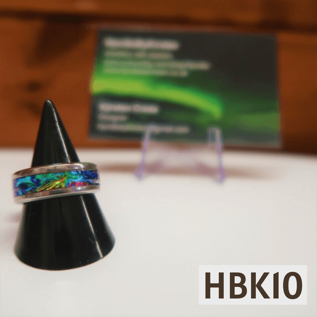 Size 8 Ring